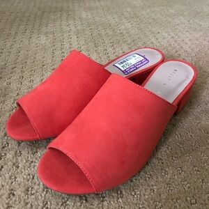 Kelly & Katie 7 orange mules